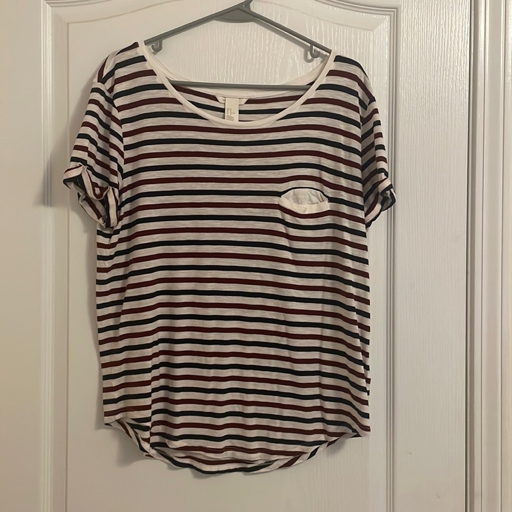 Basic H&M T-Shirt, Size M